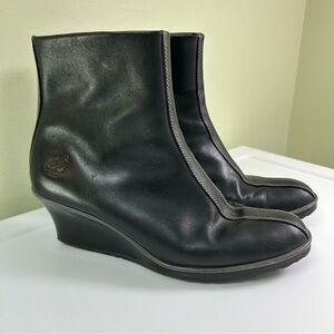 Timberland Wedge Zip Up Booties Women’s 8.5 Black Leather Boots Shoes 89328